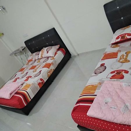 Niyaz Inn パンタイ・サナング エクステリア 写真