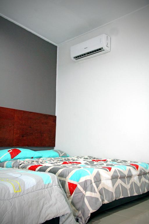 Niyaz Inn パンタイ・サナング 部屋 写真